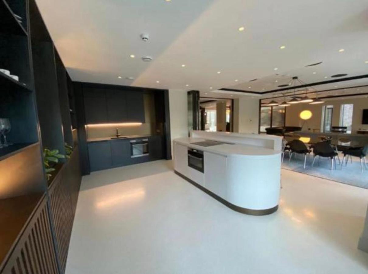 Brand New Luxury Manchester City Centre 2 Bed Apartment Skyline Views Exterior foto