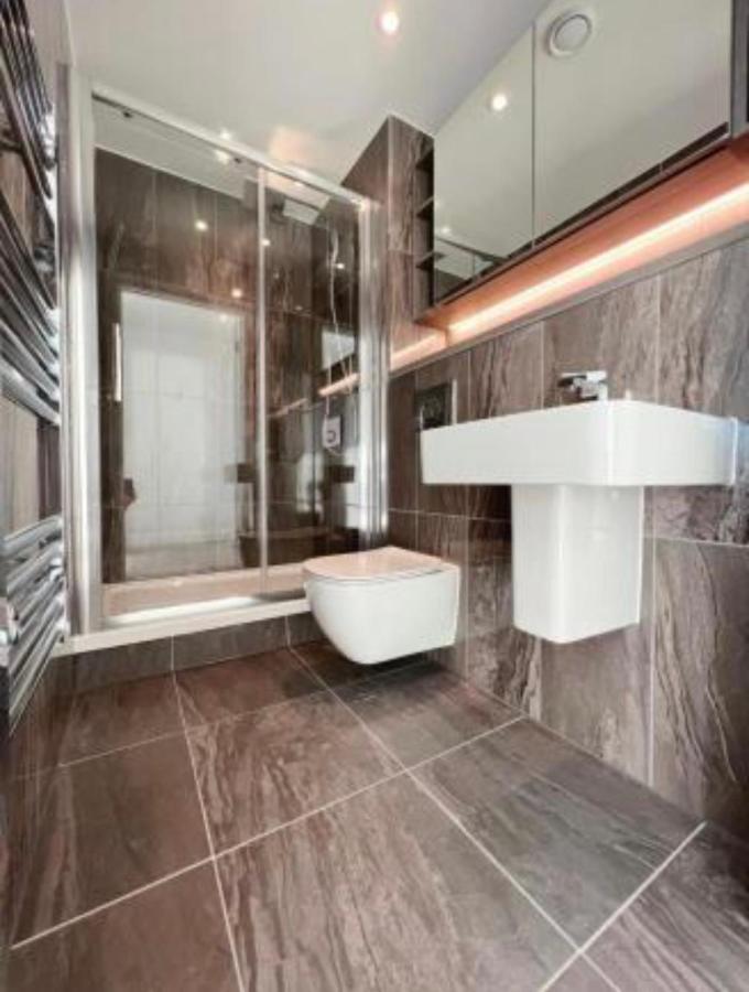 Brand New Luxury Manchester City Centre 2 Bed Apartment Skyline Views Exterior foto